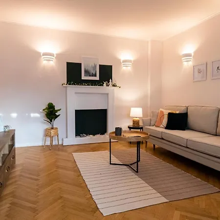 Castel'or Apartment *