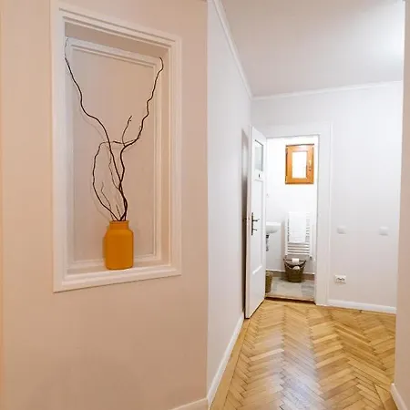 Castel'or * Brassó