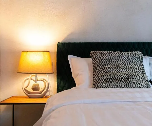 Lägenhet Castel'or *